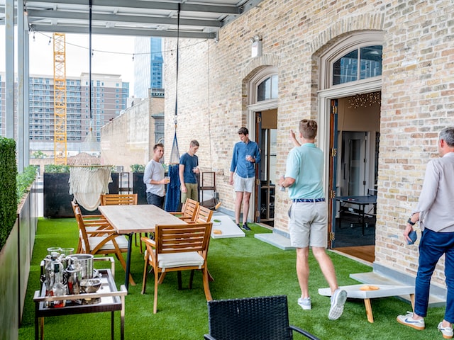Qu&rsquo;est-ce que le cornhole ? Ce jeu qui fait fureur en France